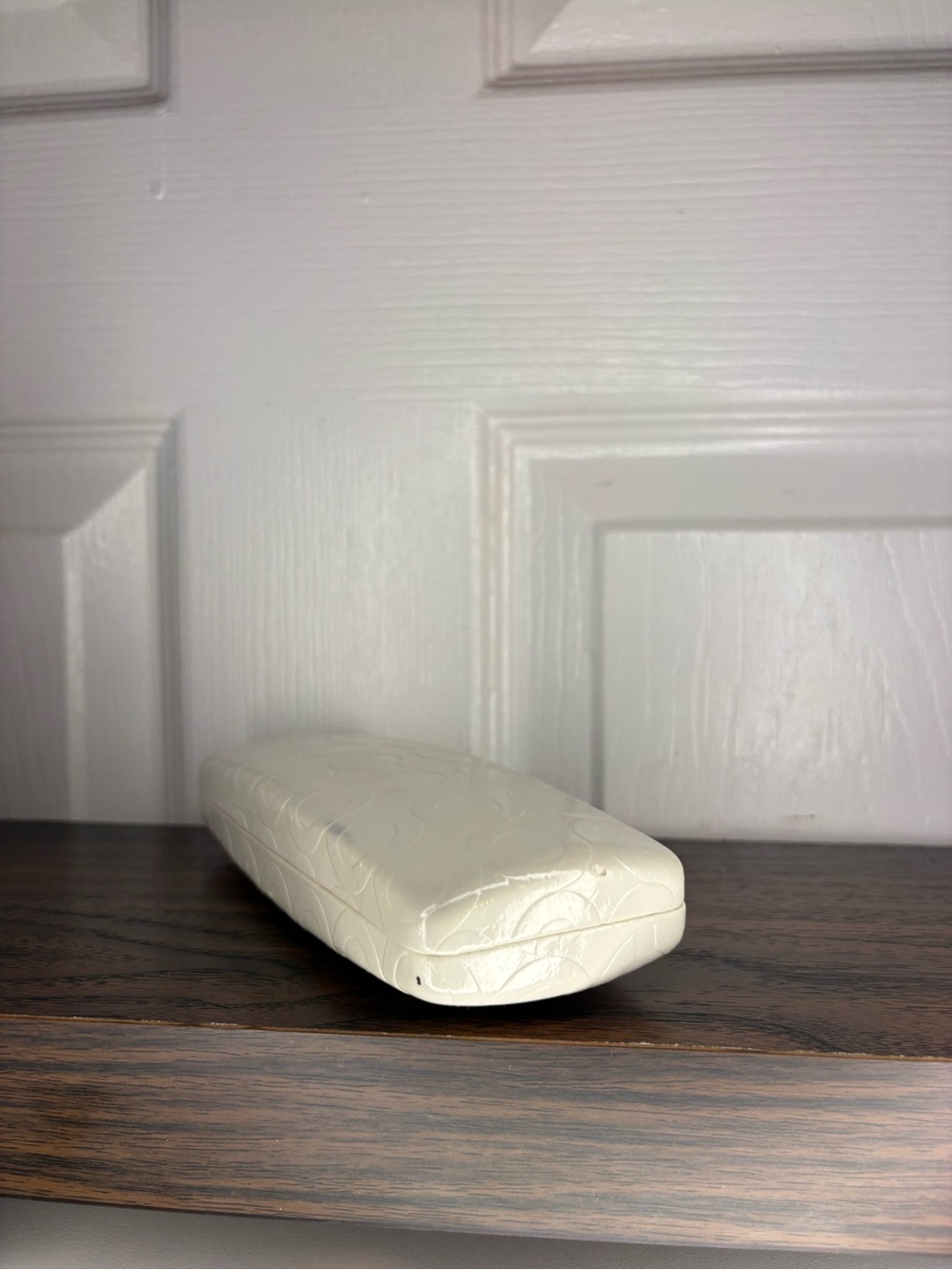 Coach White Hard Shell Sunglasses Case - Picture 5 of 5